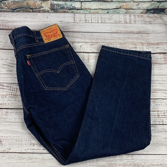 Levi Strauss “505” Straight leg blue jeans
size 38 x 30 - Picture 7 of 13